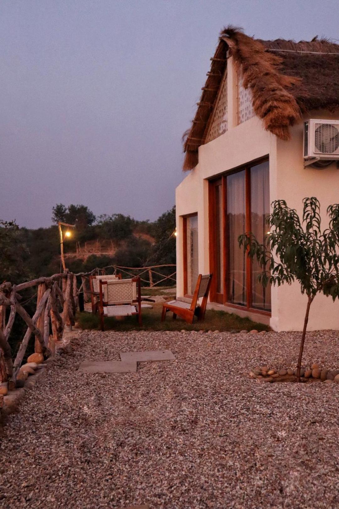 Отель Agni Eco-Retreat Уна Экстерьер фото